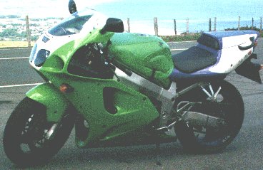 ZX750R